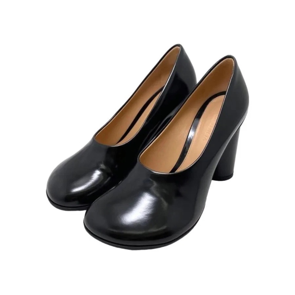 Bottega Veneta Atomic Pumps –‎ Size 37C – Black Lambskin – Made in Italy